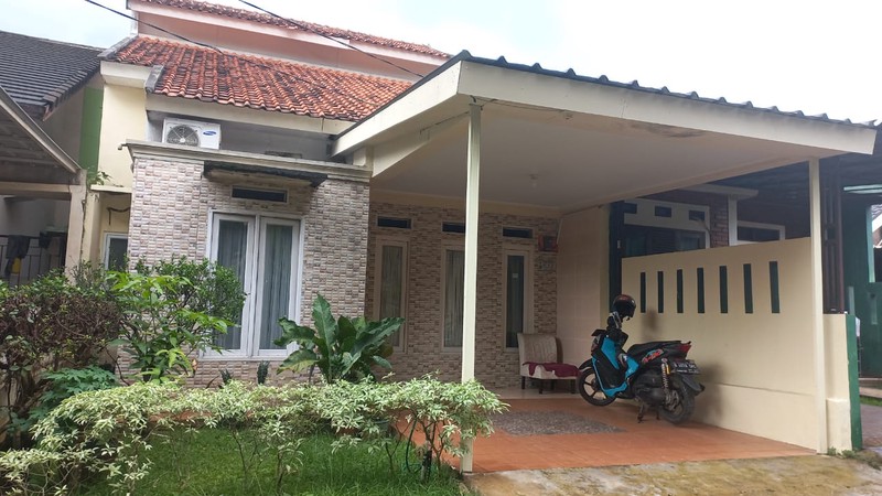 Dijual rumah cantik di Ciputat