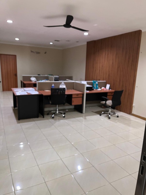 Dijual tempat usaha Ruko dan restoran di Lebak Bulus