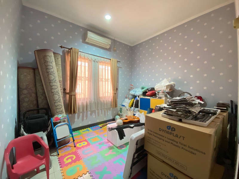 Djuanda Pondok Melati rumah luas 370 hadap jalan raya dan komplek