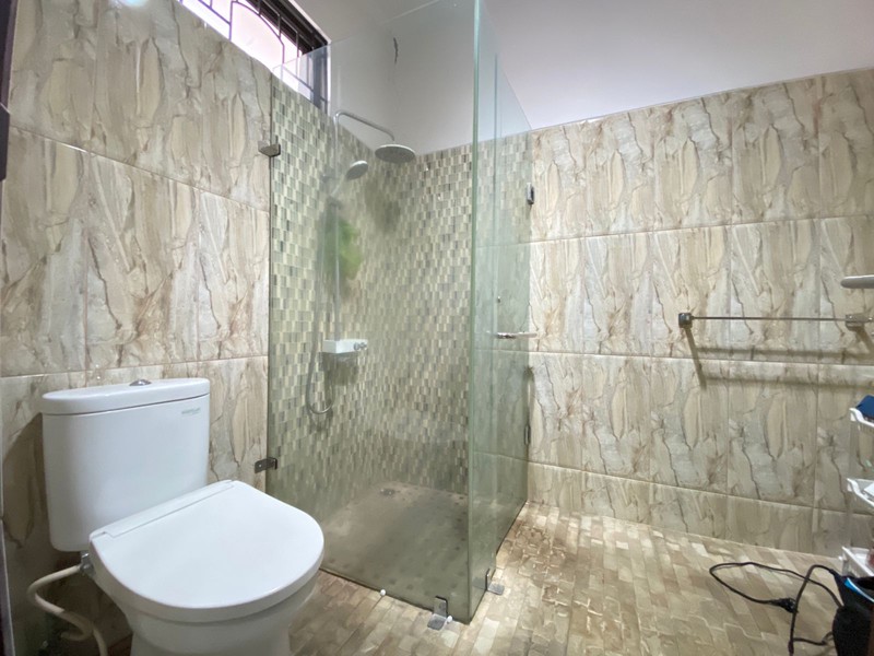 Djuanda Pondok Melati rumah luas 370 hadap jalan raya dan komplek