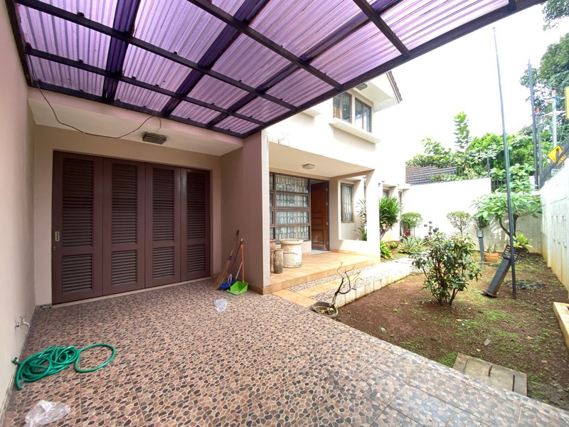 Djuanda Pondok Melati rumah luas 370 hadap jalan raya dan komplek