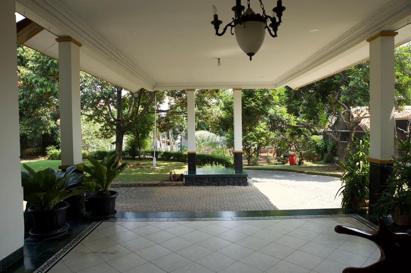 Margonda pesona khayangan luas 3719 rumah hitung tanah cocok untuk cluster