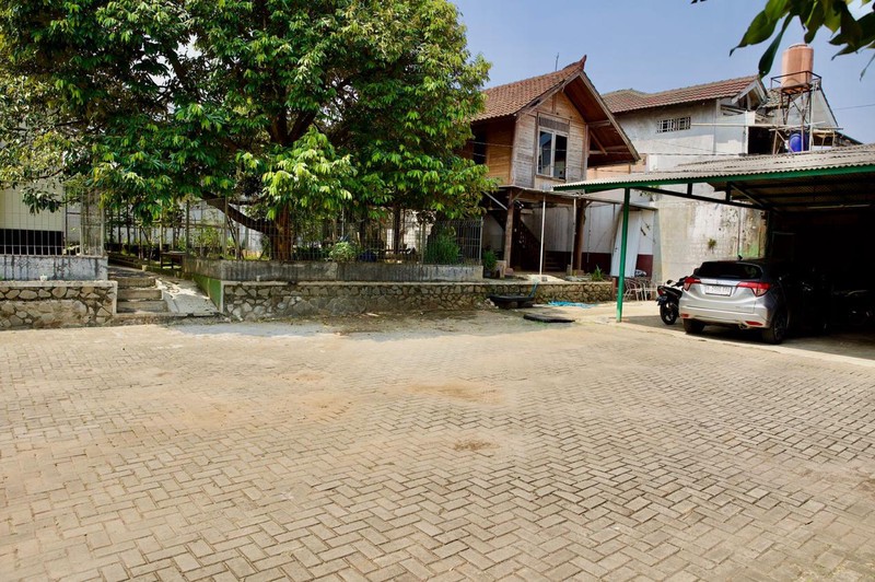 Margonda pesona khayangan luas 3719 rumah hitung tanah cocok untuk cluster