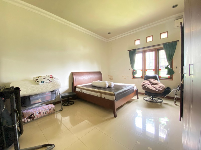 Margonda pesona khayangan luas 3719 rumah hitung tanah cocok untuk cluster