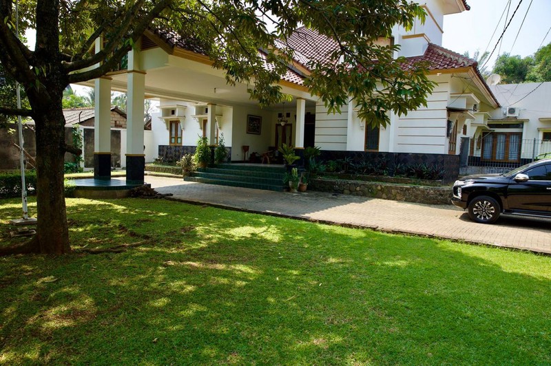 Margonda pesona khayangan luas 3719 rumah hitung tanah cocok untuk cluster