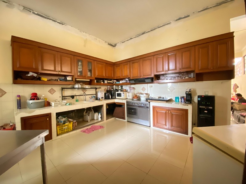 Margonda pesona khayangan luas 3719 rumah hitung tanah cocok untuk cluster