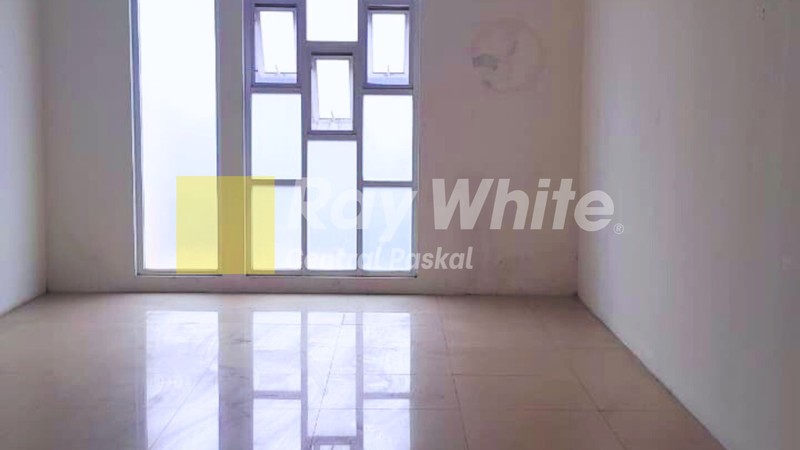 3 Ruko Rendeng di Green Ville Ngamprah 