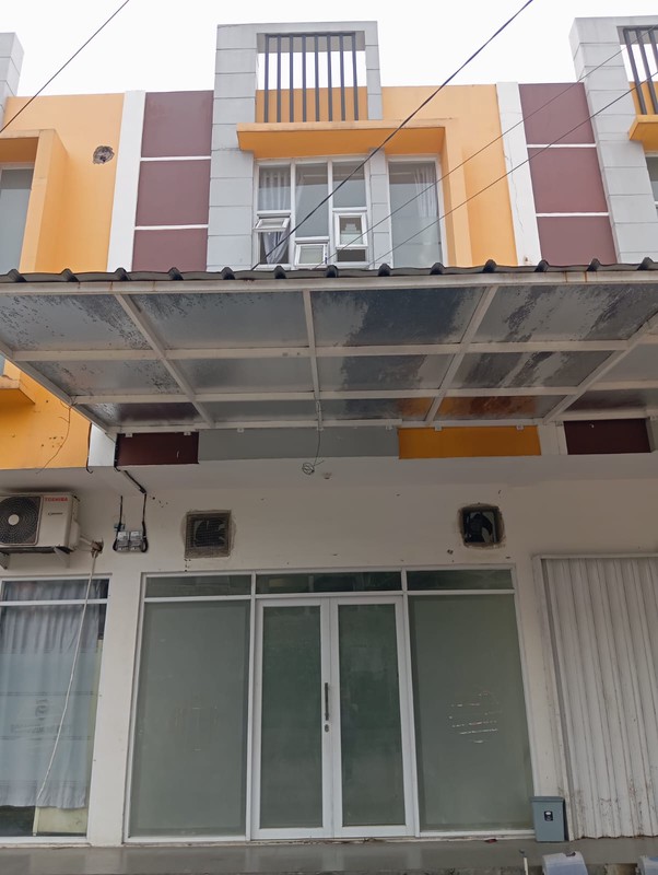 3 Ruko Rendeng di Green Ville Ngamprah 