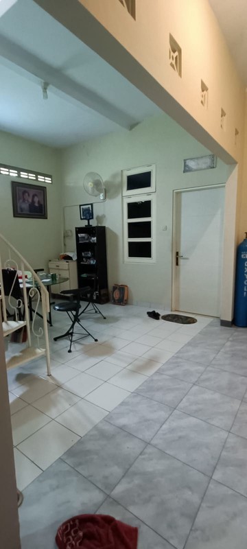 Lokasi Premium & Strategis, Disewakan Ruang Usaha 2 Lantai di Jalan Gito Gati, Sleman Cocok untuk Segala Bisnis