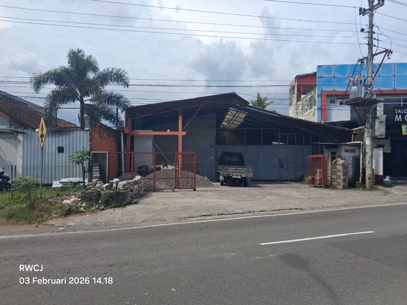 Lokasi Premium & Strategis, Disewakan Ruang Usaha 2 Lantai di Jalan Gito Gati, Sleman Cocok untuk Segala Bisnis