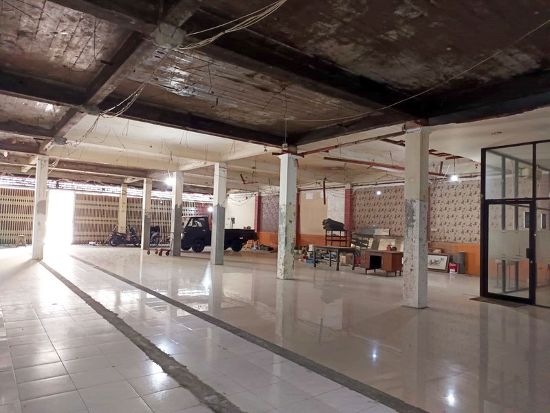 Ruko 2 Jejer Lokasi Strategis di Jalan Embong Sawo Pusat Kota Surabaya Cocok untuk usaha apapun !!!