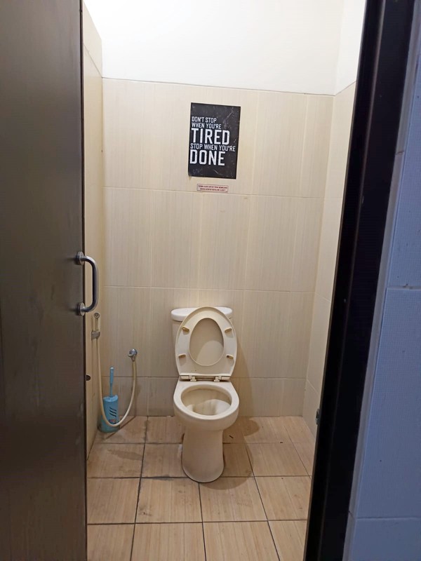 Ruko 2 Jejer Lokasi Strategis di Jalan Embong Sawo Pusat Kota Surabaya Cocok untuk usaha apapun !!!