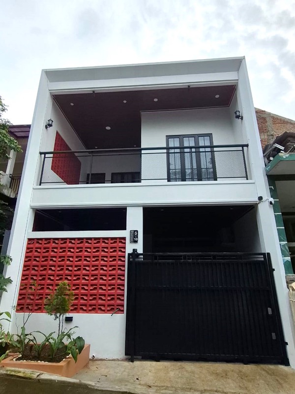 Dijual Rumah Full Renovasi di GDC Depok Row Jalan Lebar