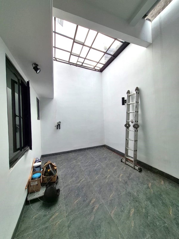 Dijual Rumah Full Renovasi di GDC Depok Row Jalan Lebar