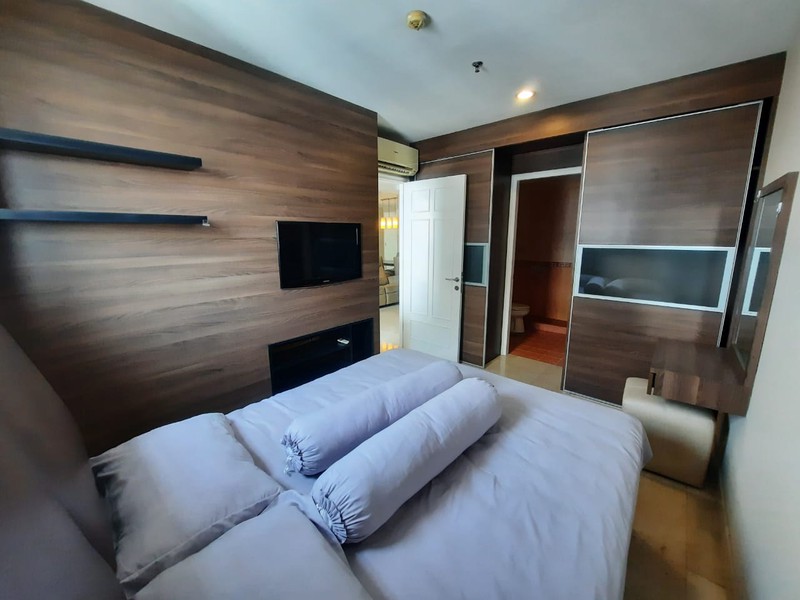 Apartemen French Walk Twr Lyon Garden, Kelapa Gading, lantai marmer, full renov, interior