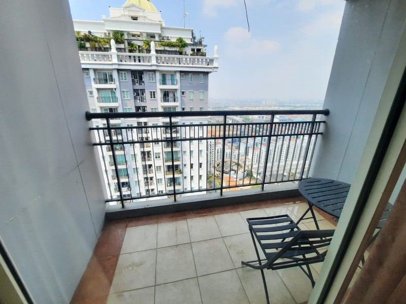 Apartemen French Walk Twr Lyon Garden, Kelapa Gading, lantai marmer, full renov, interior