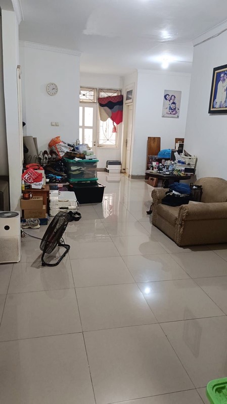 Rumah 1 Lantai, Bebas Banjir lokasi strategis dekat ST. Sudimara