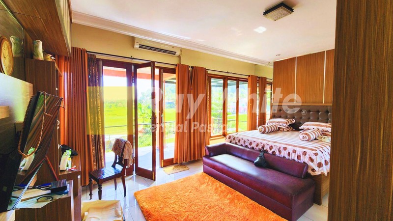 Rumah atau Villa Cantik di Sumedang