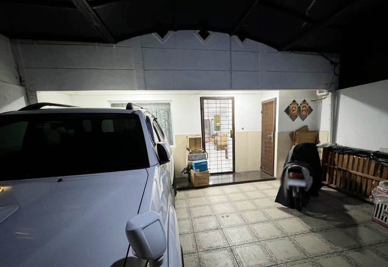 Kost2an 9 Kamar, Kelapa Hibrida, Kelapa Gading