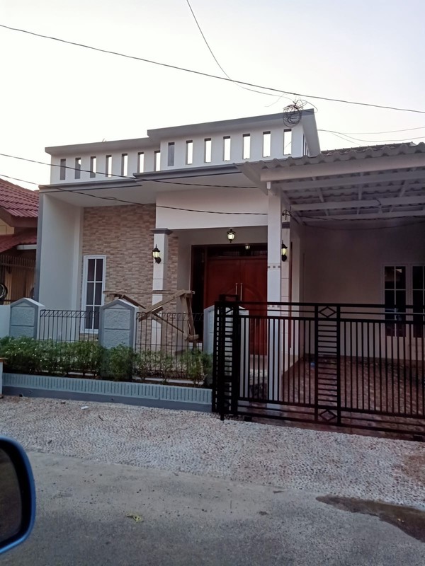 Rumah Full Renovasi di BSD Dekat Stasiun Kereta dan Akses Tol