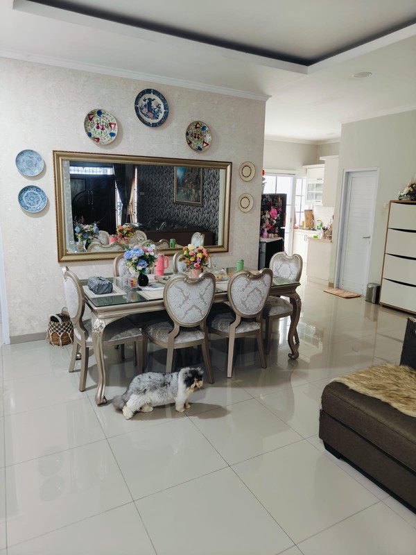 Rumah Full Renovasi di BSD Dekat Stasiun Kereta dan Akses Tol