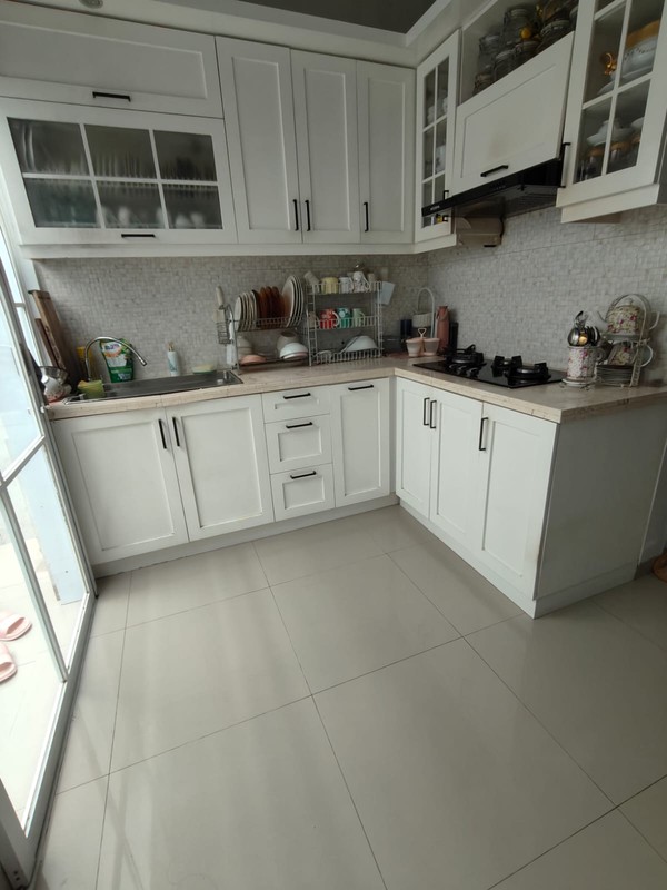 Rumah Full Renovasi di BSD Dekat Stasiun Kereta dan Akses Tol