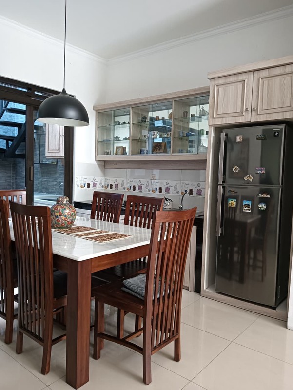 Rumah Full Furnished di Adhipura 