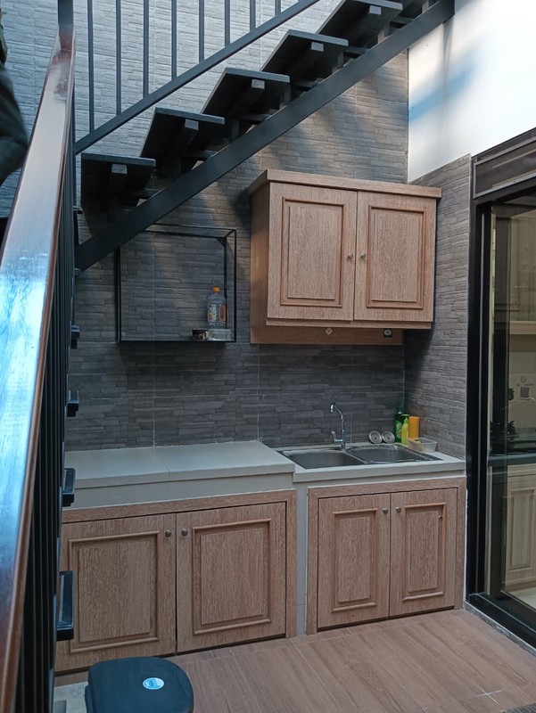 Rumah Full Furnished di Adhipura 