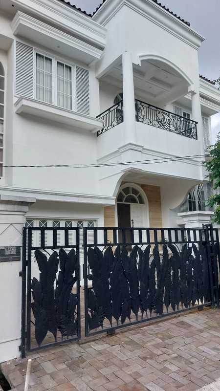 Dijual Rumah Mewah di Pondok Indah