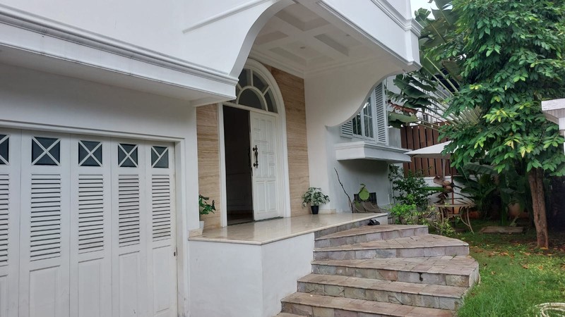 Dijual Rumah Mewah di Pondok Indah