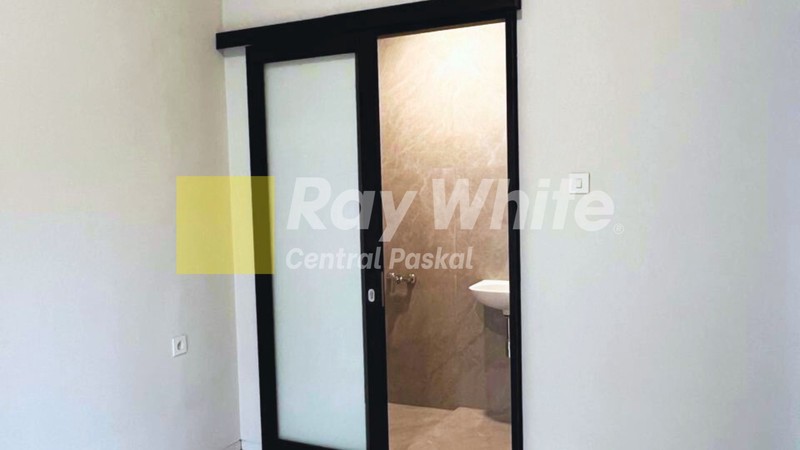 Rumah Baru 2 Unit 2 Lantai di Kembar Bandung