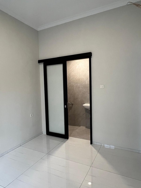 Rumah Baru 2 Unit 2 Lantai di Kembar Bandung