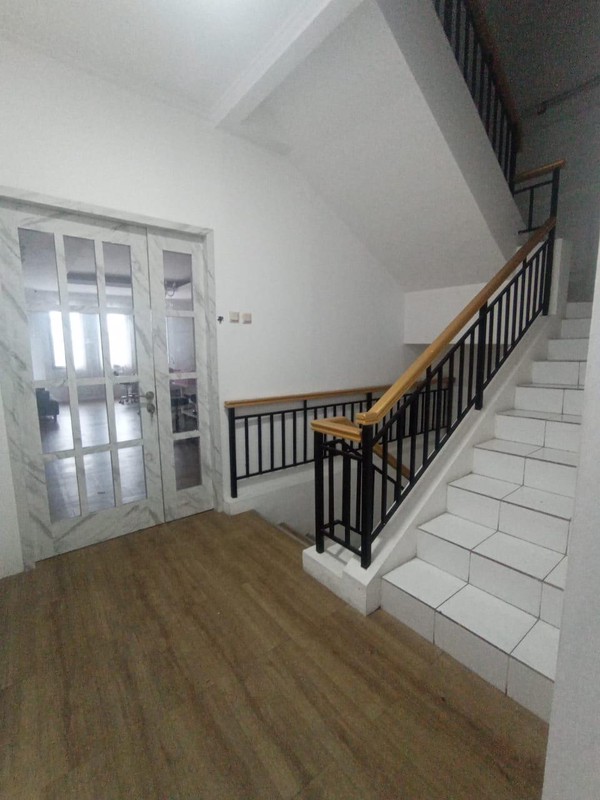 DIJUAL RUKO HADAP JL BOULEVARD GADING SERPONG