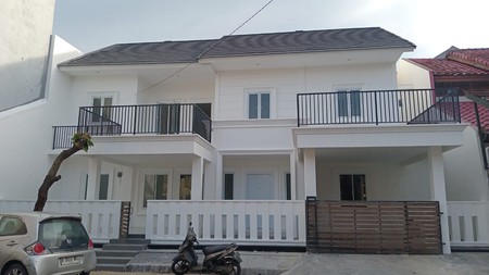DIJUAL RUMAH BARU RENOVASI DI VMM