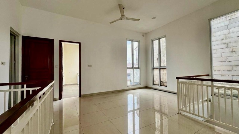 Rumah Bagus Di Graha Raya Bintaro, Plumeria Residence Tangerang Selatan