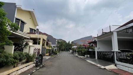 Rumah Cantik siap huni di cluster Bintaro Jaya Sektor 5