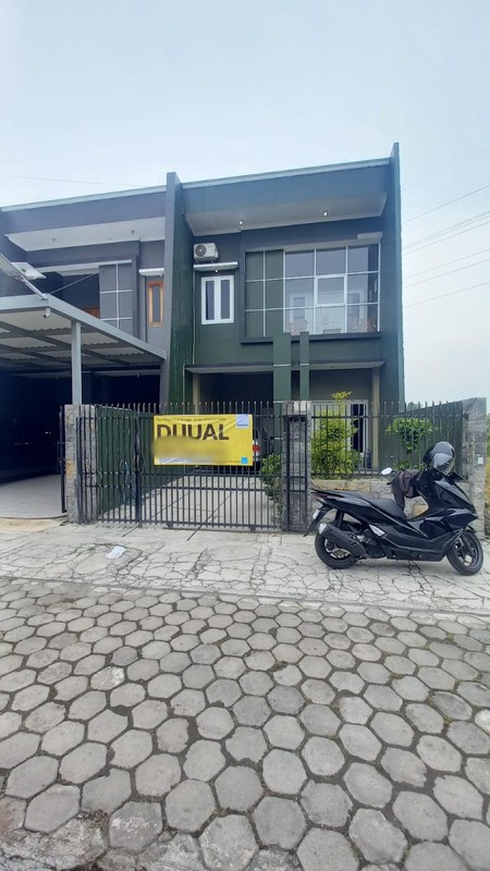 Rumah 2 Lantai Full Furnished Dalam Perum Lokasi Strategis Dekat Ringroad Selatan, Panggungharjo, Sewon, Bantul