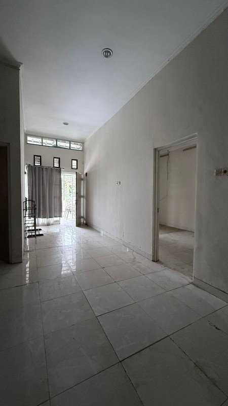 DIjual Rumah di Villa Grand Tomang 2 Cluster Venice - Tangerang