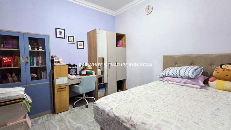 Dijual Rumah 1,5 Lantai Full Furnished di Komp. Curug Indah
