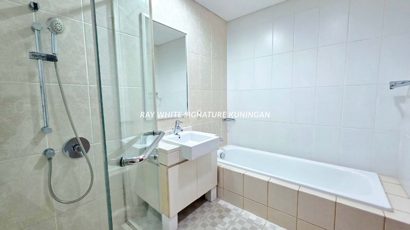 Dijual Unit 2BR di Apartemen 1 @Cik Ditiro Menteng