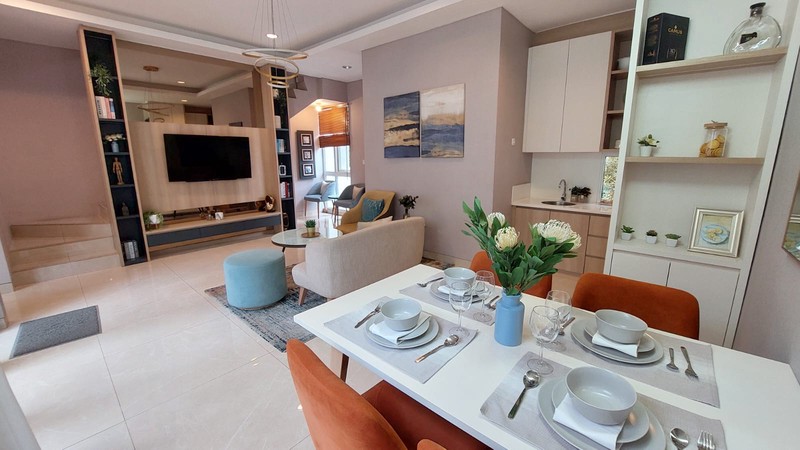 Rumah Mewah Siap Huni, Full Furnished, Kolam Renang, Di Jalan Utama Citra Sentul Raya, Bogor