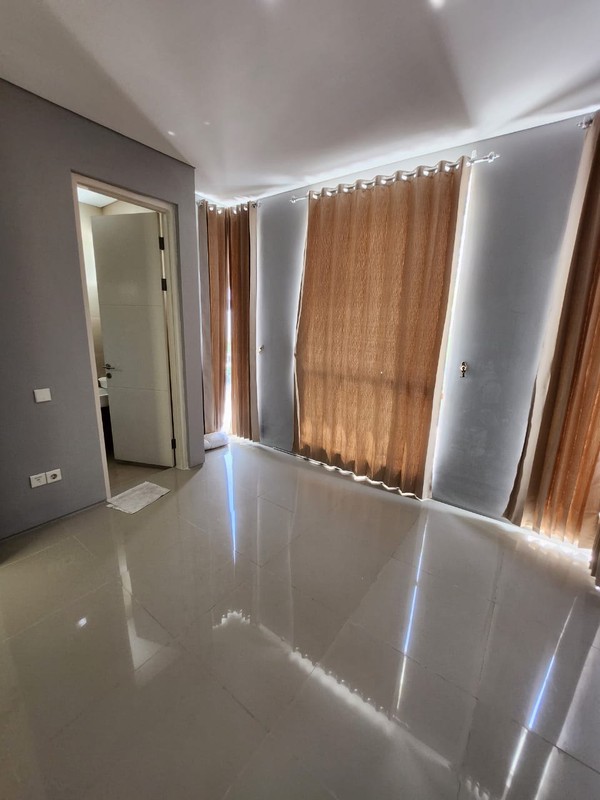 DIJUAL RUMAH SEMI FURNISHED DI NORTHWEST PARK CITRALAND SURABAYA