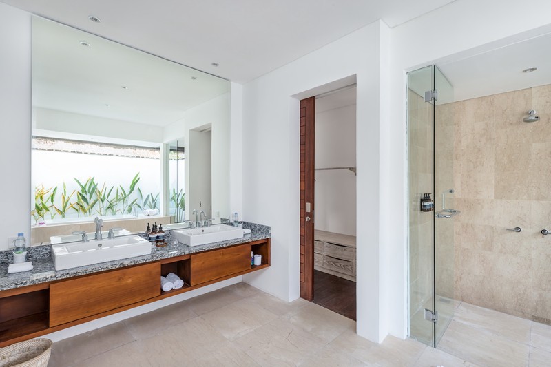 Freehold - A Rare Absolute Beachfront Luxury Estate on Bali's West Coast, Tabanan, Bali