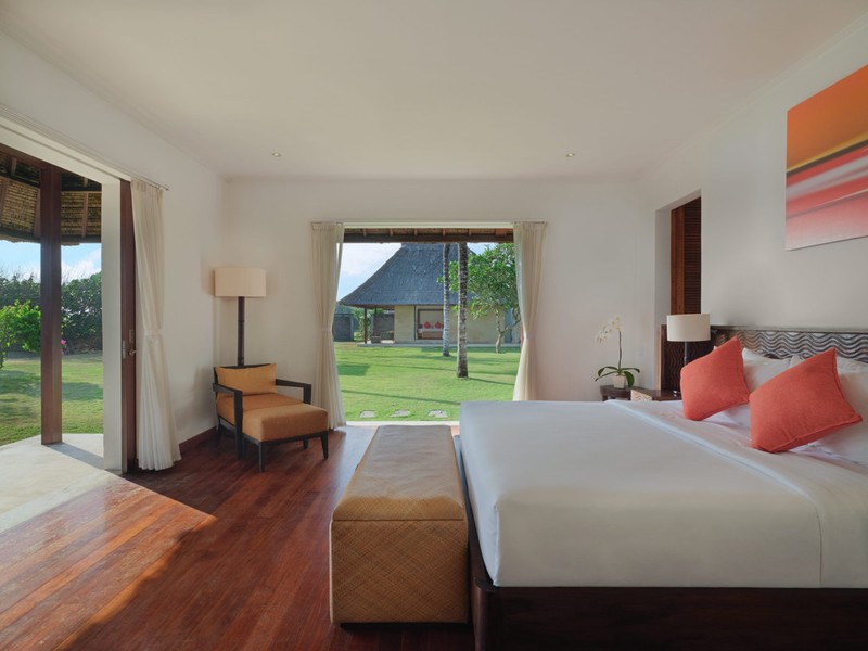 Freehold - A Rare Absolute Beachfront Luxury Estate on Bali's West Coast, Tabanan, Bali