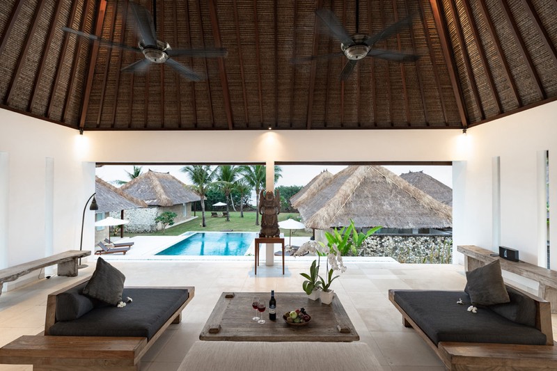 Freehold - A Rare Absolute Beachfront Luxury Estate on Bali's West Coast, Tabanan, Bali