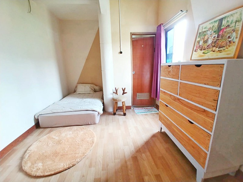 UMAH KOST 24 KAMAR SEMI FURNISH DEKAT TERMINAL CC, DEPOK, SLEMAN