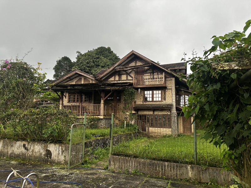 Villa 2 Hektar - Cisarua, Bogor - Dekat Sungai Kecil 