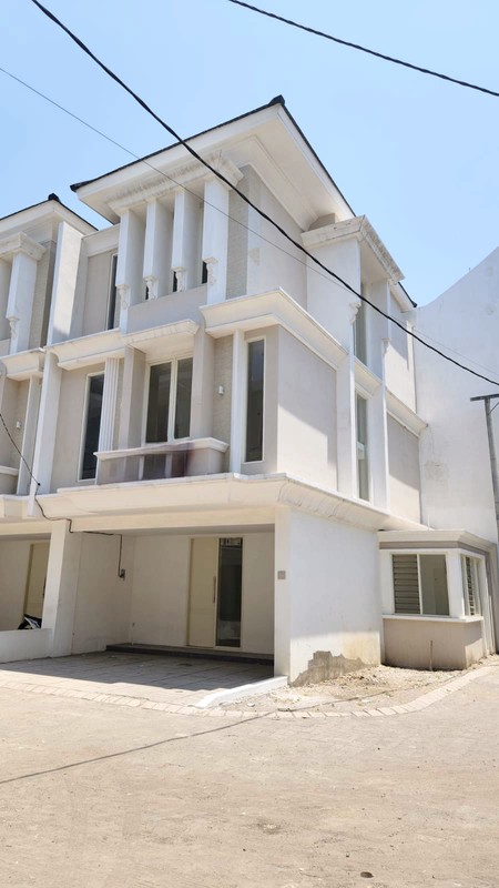 DIJUAL CEPAT RUMAH BARU GRESS NEW TOWNHOUSE 3 LANTAI DHARMAHUSADA INDAH BARAT SURABAYA