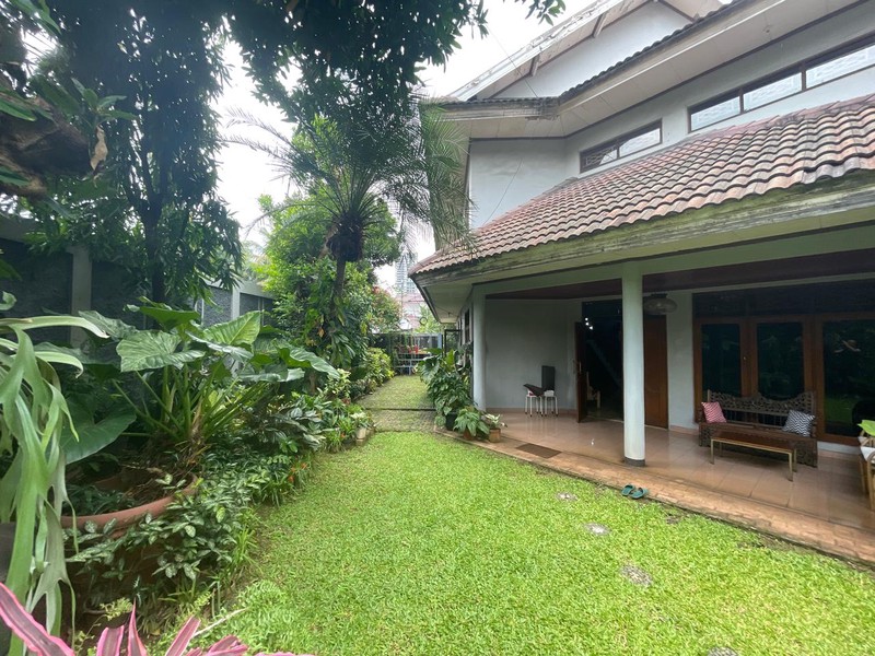 Rumah Bagus Di Komp Pejaten Barat Indah, Jl Pekayon Jakarta Selatan