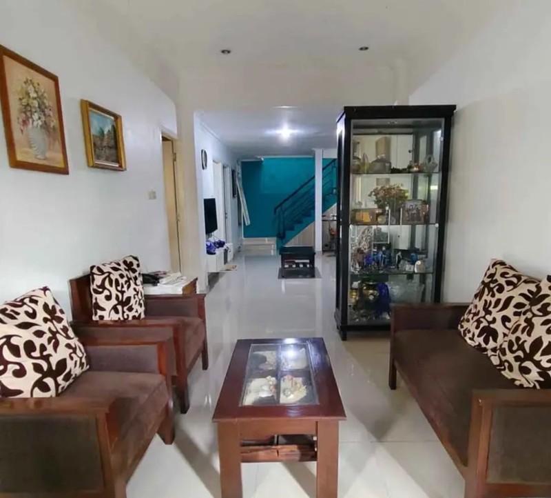 Rumah Bagus Di Villa Japos Graha Lestari Pondok Aren Tangerang Selatan